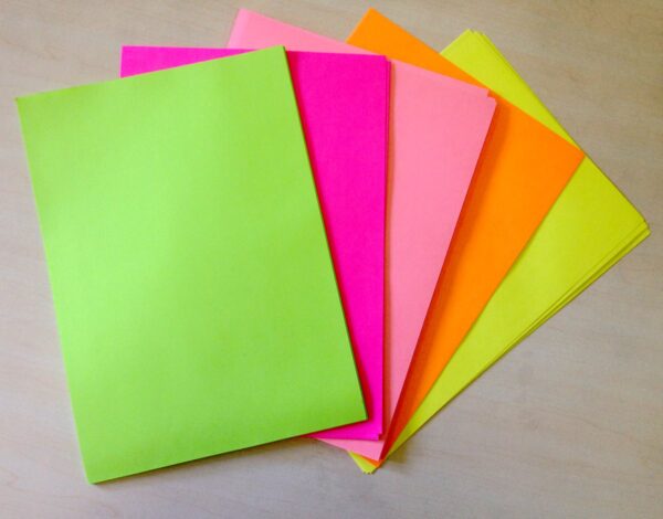 Giấy decal A4 màu dạ quang